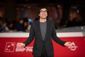Fatih Akin Instagram - Arrividerci Roma 🌹💜🙏🏼@romacinemafest