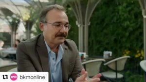 Fatih Artman Instagram - Bizde her şey '"AileArasında"😉Yılın komedisine hazırsanız fragmanla başlayalım! 1 Aralık'ta sinemalardayız.🎉🎬Fragmanımızın tamamı youtube.com/bkmonline'da!

#AileArasında #GülseBirsel #EnginGünaydın
#DemetEvgar #ErdalÖzyağcılar
#DevrimYakut #FatihArtman
#DeryaKaradaş #ŞevketÇoruh
#DevinÖzgürÇınar #RızaAkın
#ArifErkin #ErdalCindoruk #ÜnalYeter #DenizHamzaoğlu #AytaSözeri #SuKutlu #OzanAçıktan #BKM #Yeni #Film #Komedi #Sinema #İstanbul #Adana #1Aralık #Fragman
@gulsebir @engingunaydn @temedragve @ozyagciler @devrimyakut @fatihartman @deryakaradas1 @sevketcoruh @devinozgurcinar @unalyeter @aytasozeri @suukutlu