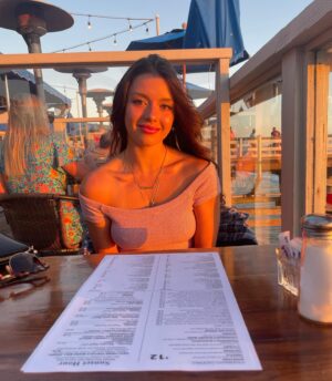 Fatima Ptacek Instagram - Happiest at sunset 🌅❤️