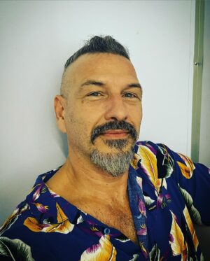 Federico Amador Instagram - Acá con mis orígenes vikingos (?)
.
Feliz noche gente❤️