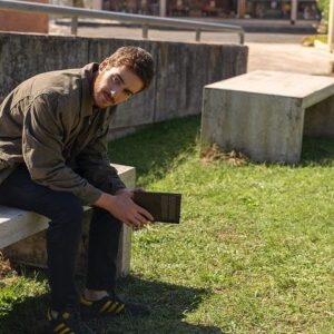 Federico Cesari Instagram - La storia di Daniele non è ancora conclusa.
Tutto Chiede Salvezza 2, regia di Francesco Bruni, scritta con Daniele Mencarelli e Daniela Gambaro, con Federico Cesari, Drusilla Foer e Fotinì Peluso è in arrivo solo su Netflix.