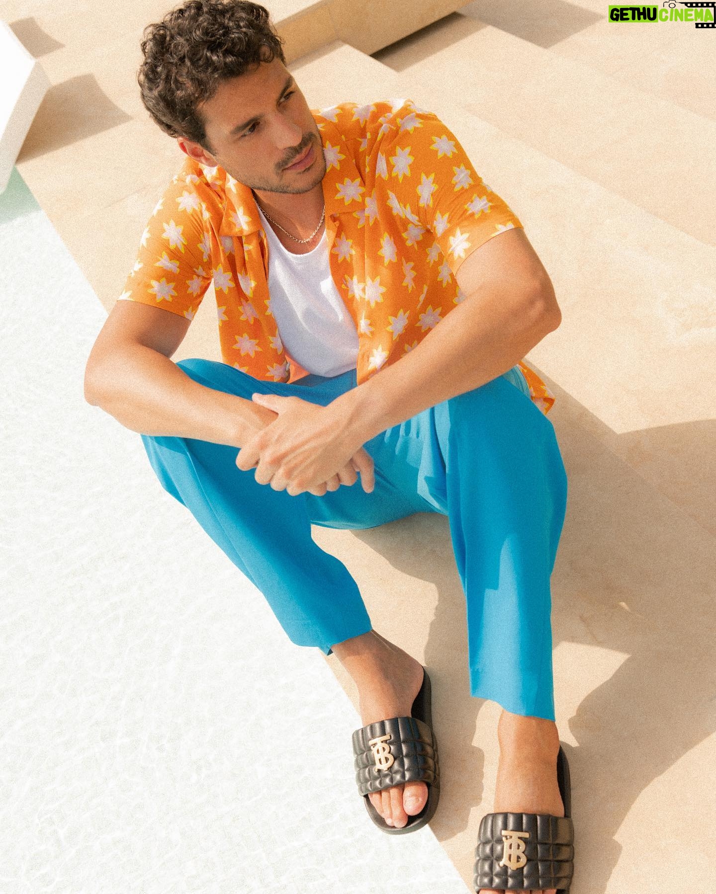 Felipe Gomes - 1.1K Likes - For @levelshoes 👞🩴
.
.
.
.
#dubai #levelshoes #mydubai #campaign #model