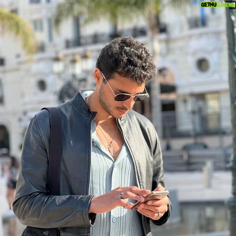Felipe Gomes - 0.9K Likes - Our #boyfromBrasil 🇧🇷🇧🇷 passing by a #TBT to remember that he is GATO 😻❤️🔥🔥
----------------
Nosso #boyfromBrasil 🇧🇷🇧🇷 passando em um #TBT para lembrar que ele é GATO 😻❤️🔥🔥
@loveislandusa @peacocktv
.
.
.
#peacocktv #loveIslandusa #felipegomes #Brasil #igotatext