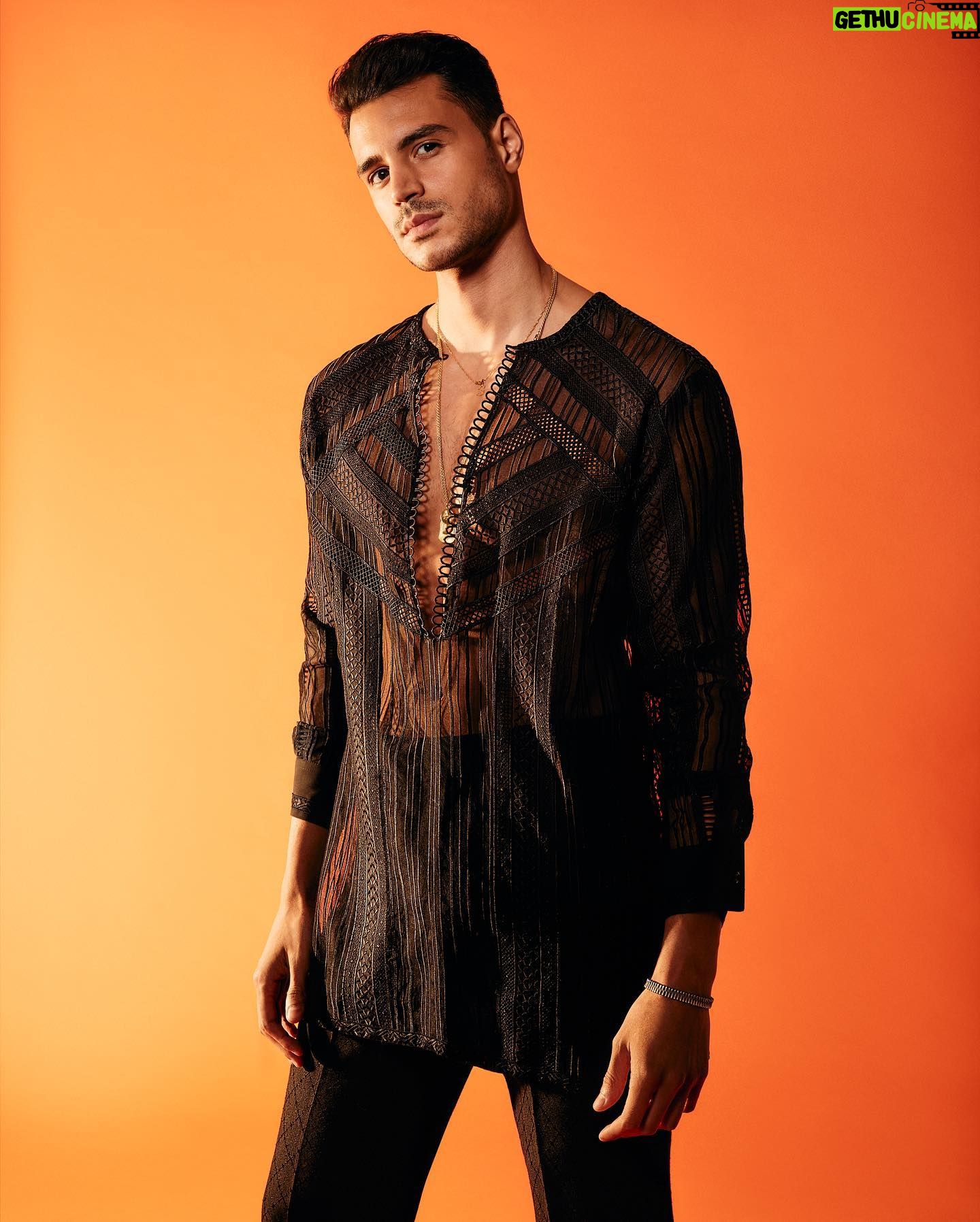 Felipe Gomes - 6.8K Likes - Shorting for @farazmanan
.
.
.
.
#model #campaing #malemodel #summer #style