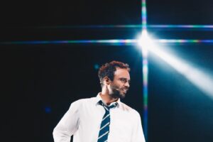 Felipe Rojas Instagram - La obra, los compañeros, el público. ♥️
Muchas gracias a todos los que han ido estas primeras funciones en Viña y Concepción. 
Mañana nos vamos a Talca. Ya estaremos en más ciudades y también en Santiago. Nos vemos! ✊🏽
📸 @piagarridovaillant
