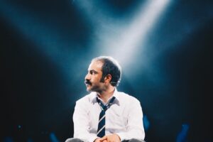 Felipe Rojas Instagram - La obra, los compañeros, el público. ♥️
Muchas gracias a todos los que han ido estas primeras funciones en Viña y Concepción. 
Mañana nos vamos a Talca. Ya estaremos en más ciudades y también en Santiago. Nos vemos! ✊🏽
📸 @piagarridovaillant