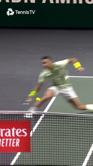Félix Auger Aliassime Instagram - How on EARTH did Felix get there?! 💨

#tennis #tennistv #atptour #abnamrowtt