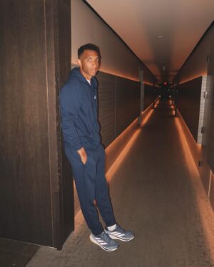 Félix Auger Aliassime Instagram - See you next time Miami 👋🏽🌆🏖

Special thank you to @eastmia for the most comfortable stay that I look forward to coming back to every year 🙌🏽😌🙏🏽

📸: #10 @atptour