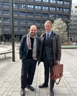 Felix Herngren Instagram - Första gången jag får spela mot David Dencik! Starstruck 🤩 Vuxna Människor @cmore
