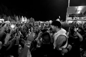 Ferman Akgül Instagram - Nerde kalmıştık ? Bugün #adana Yarın #sakarya after yarın #memleket 🤘 #maNga20