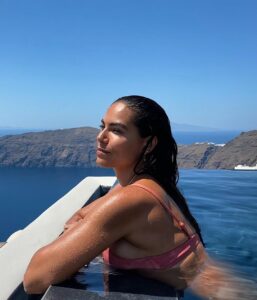 Actress Fernanda Diniz HD Instagram Photos and Wallpapers July 2022