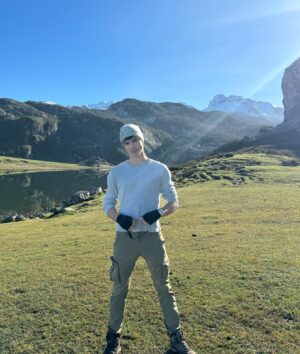 Fernando Lindez Instagram - 🌱⛰️