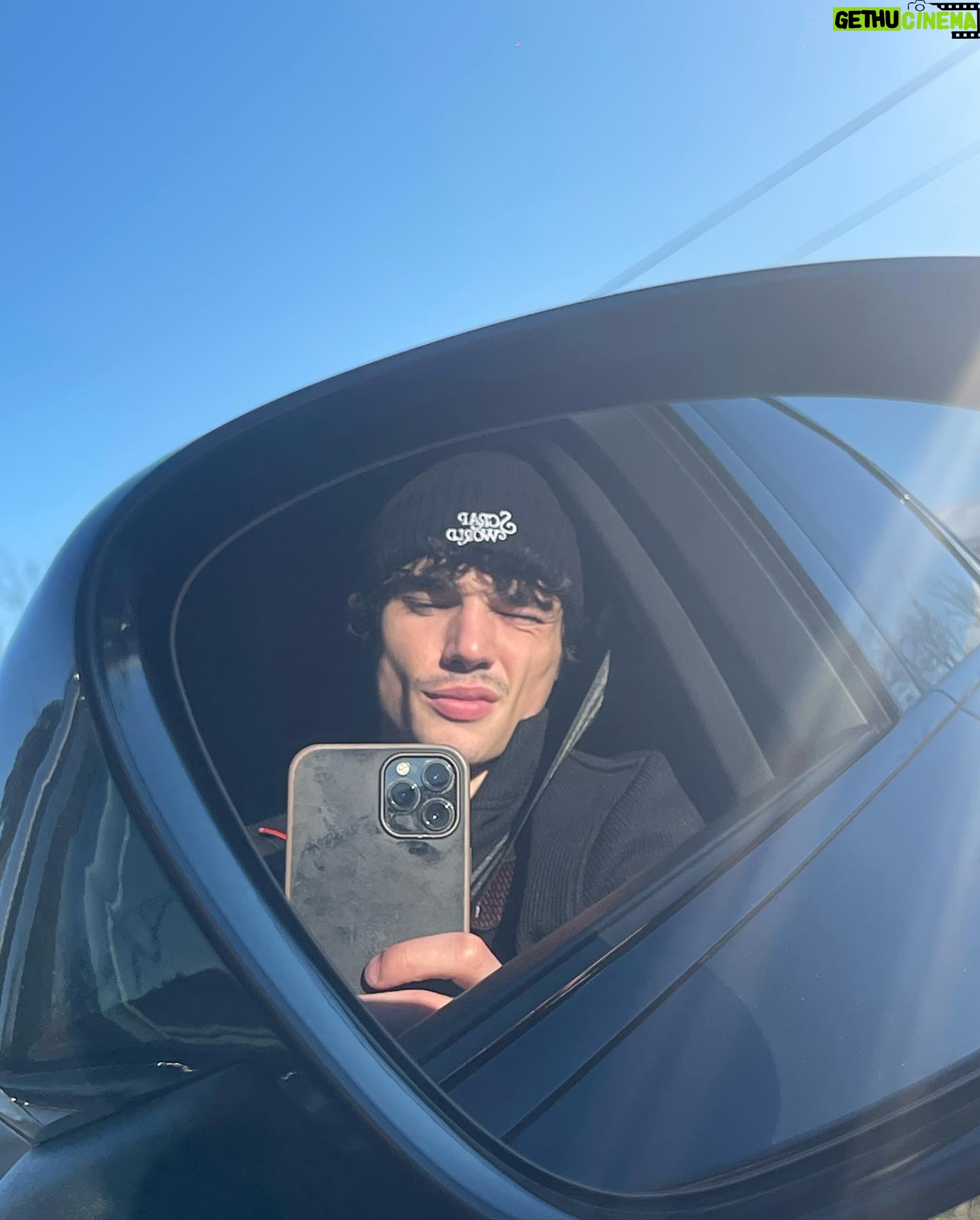 Fernando Lindez - 80K Likes -