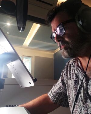 Fernando Soto Instagram - ...grabar unos cuantos personajes del audiolibro del Quijote, es un auténtico lujo. Leer es ser un poco libre. Gracias @asensio_antonio por contar conmigo.