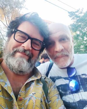 Fernando Soto Instagram - ...la ficción nos vuelve a unir...@juan_fernandez_oficial un ser de alegría...#seriestv #ficcionespañola #lacasadepapel #actor