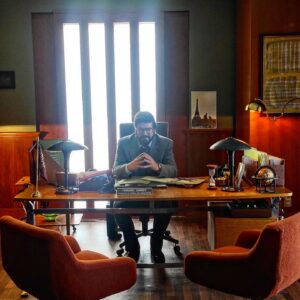 Fernando Soto Instagram - ...Fernando Charnés..."travesuras de la niña mala"...@vixplus @wstudiosoficial @naratalent @palomeragroup #travesurasdelaniñamala #series #vixplus #mexico #actor