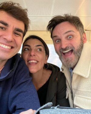 Fernando Tejero Instagram - Felices de ir con estos dos amores a Córdoba @danimuriel @mabeldelpozo 
Que bonito compartir vivencias y emociones con gente que quieres
Y yo os quiero mucho pareja y os admiro 
#caminoalzoo #teatro #cordoba #juancarlosrubio #actores #amigos