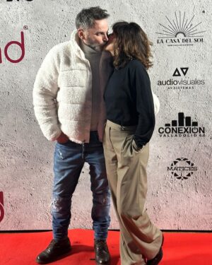 Fernando Tejero Instagram - Noche bonita en Valladolid 
Preparados para los Goya
Con mi @marialeonbarrios 
Con nadie me río como contigo y cuando estoy contigo tu amor es infinito…..Te amo
📷 @lagunaair800