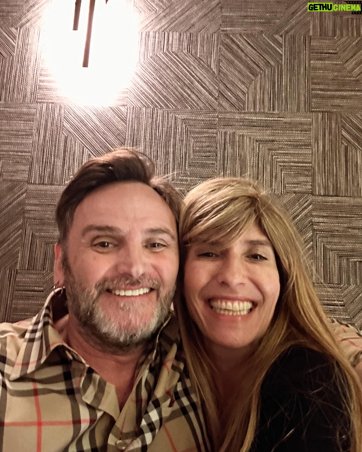 Fernando Tejero - 5.6K Likes - Gracias bonita por estar siempre
Gracias por tu generosidad y profesionalidad
Por tu amistad
Por acompañarme en este camino
Te quiero @carmencarcelen @carcelen_mgmt Os quiero