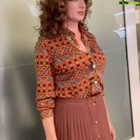 Ferzan Özpetek - 17.6K Likes - “Per non assuefarsi, non rassegnarsi, non arrendersi, ci vuole passione. Per vivere ci vuole passione” (Oriana Fallaci). È importante sapere che cosa si vuole perché solo con la passione si raggiungono traguardi importanti. Sereno Sabato (Don Francesco). @luisaranieriofficial #nuovoolimpofilm