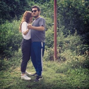 Feyyaz Yiğit Instagram - Nışanlımla doğun günümü kutlarken.. #doğumgünü #dans #dans #dans