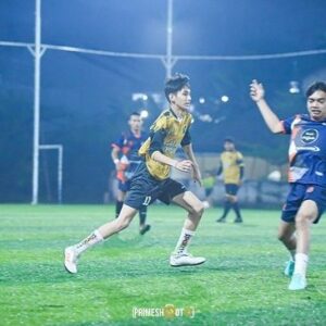 Fhadil Firdaus Instagram - versi sendiri nya deh hehe