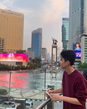 Fhadil Firdaus Instagram - salah satu icon jakarta