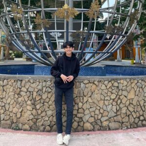 Fhadil Firdaus Instagram - pemandangan nya indah ya kaya kamu wkwk

slide akhir lucu ya kaya kamu