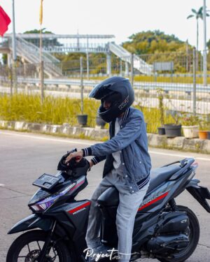 Fhadil Firdaus Instagram - by:@project_alwi