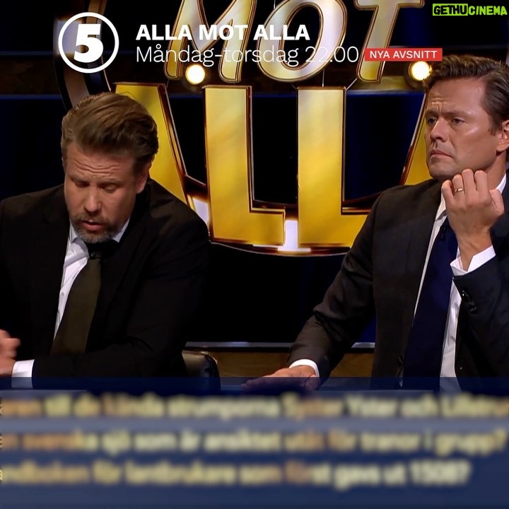 Filip Hammar - 2.3K Likes - Finns det en mer älskvärd, underhållande och förvirrad duo än Janne Josefsson och Cecilia Frode? De förtjänar betydligt större scener än den där buren. I väntan på detta, så får ni njuta av deras halsbrytande spekulationer i Alla mot Alla! Missa inte för bövelen.