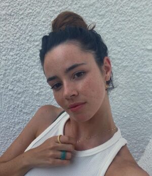 Filipa Pinto Instagram - 🌺🌼☀️🌞🥕🍏💦⛱🧡💛