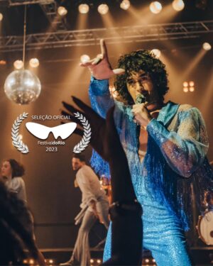 Filipe Bragança Instagram - Meu Sangue Ferve por Você • Seleção Oficial do Festival do Rio 🏆

A mais nova produção da MAR Filmes e da AMAIA, “Meu Sangue Ferve por Você', será exibida pela primeira vez na 25ª edição do @festivaldorio na Mostra Hors Concours!

Dirigido por Paulo Machline (@pmachline), o filme narra os encontros e desencontros da história de amor entre Sidney Magal (@sidneymagaloficial) e Magali. Estrelado por Filipe Bragança (@filipe_braganca) como Magal e Giovana Cordeiro (@cordeirogi) como Magali, a obra conta ainda com @cacociocler, @emanuellearaujo e todo um elenco maravilhoso: @sidney_santiago_kuanza, Tânia Tôko (@tania_atriz), @solmenezzes, @pabloxmorais e @juliakonrad.

#FestivaldoRio2023
#PremiereBrasil
#CinemaBrasileiro