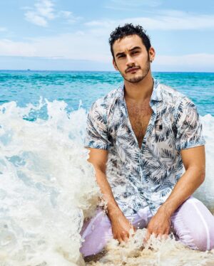 Filipe Bragança Instagram - Na @carasbrasil 🌵🌊

Por @cadupilotto 
@afernandachaves 
@makegonzovivi 
@samantha_szczerb