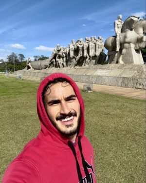 Filipe Bragança Instagram - correndo atrás 🌪️