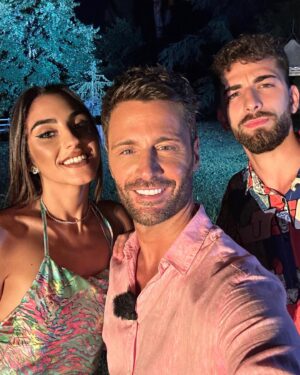 Filippo Bisciglia Instagram - ho letto i vostri occhi, ho ascoltato i vostri battiti, ho percepito le vostre energie, ho vissuto le vostre gioie e i vostri dolori … 
era tutto autentico … GRAZIE RAGAZZI !!! entrerete a far parte dei miei ricordi, quelli belli !!! TEMPTATION ISLAND 2023 🔥🌴 #temptationisland #ricordiquellibelli