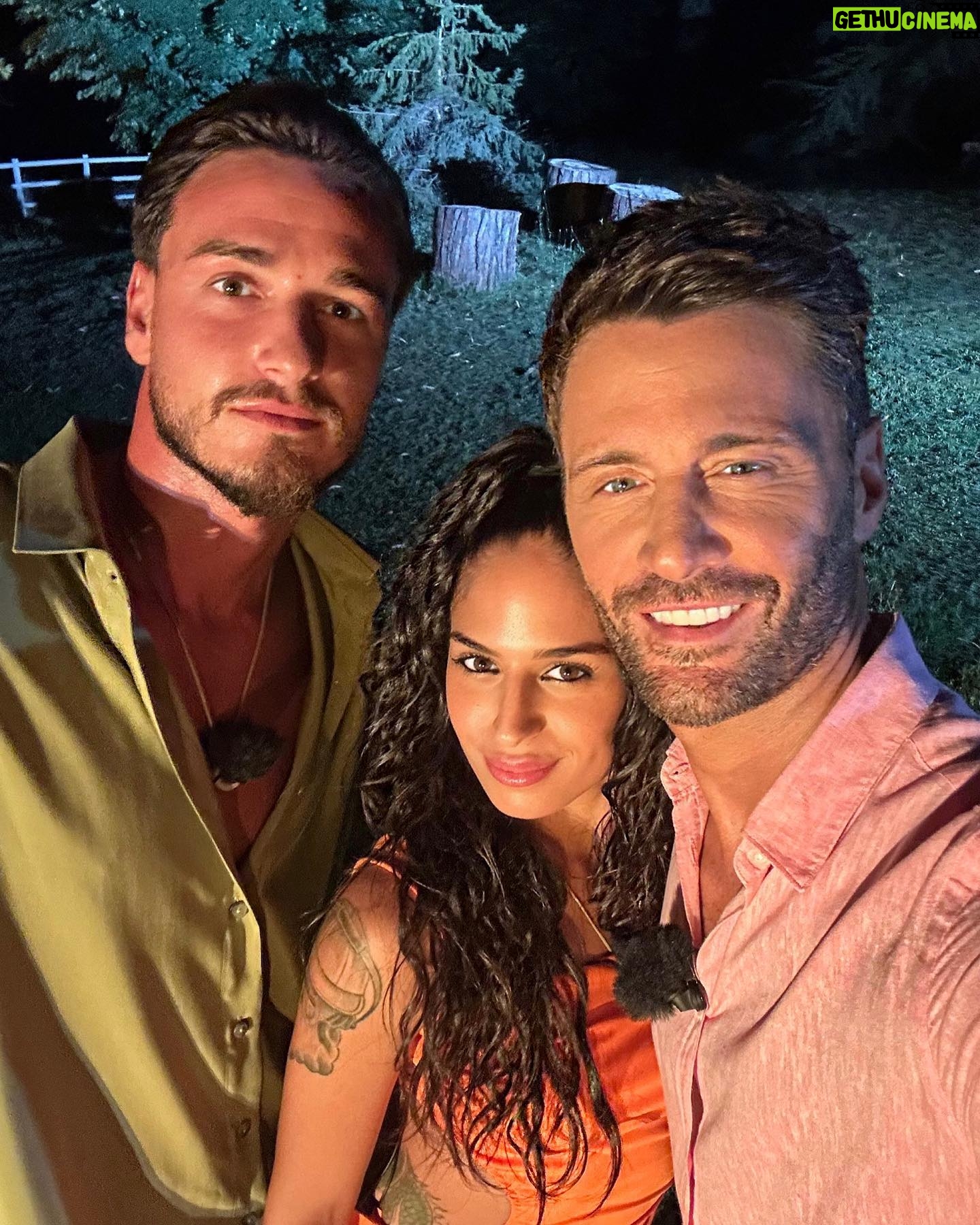 Filippo Bisciglia - 82.5K Likes - ho letto i vostri occhi, ho ascoltato i vostri battiti, ho percepito le vostre energie, ho vissuto le vostre gioie e i vostri dolori …
era tutto autentico … GRAZIE RAGAZZI !!! entrerete a far parte dei miei ricordi, quelli belli !!! TEMPTATION ISLAND 2023 🔥🌴 #temptationisland #ricordiquellibelli