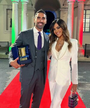 Filippo Magnini Instagram - Premio Gentleman Fair Play 2023/24 - Uomo di Sport 💪🏼
Grazie per il bellissimo premio🙏🏼, cerco sempre di fare del mio meglio portando avanti i valori dello sport e di uno stile di vita sano e corretto. Per le nuove generazioni ed in primis per essere da esempio alle mie figlie. 
…e cosa dire di mia moglie, incantevole e unica come sempre al mio fianco ed io al suo ❤️ @giopalmas82