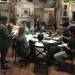 Finn Carr Instagram - Missing this round table! #behindthescenes #alexaandkatie #netflixfamily
