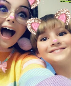 Finn Carr Instagram - Enjoy these pics from tonight’s live taping!  What a fun night full of friends and excitement and food and laughter!