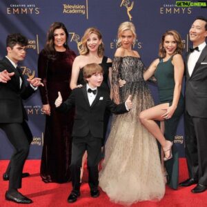 Finn Carr Instagram - About last night... we are all very shy!😊 #emmys #alexaandkatie #proud #fun #bestnightever #picoftheday #silly #moment #love #family #friends #parisberelc #isabelmay #tiffanithiessen #eddieshin #emerykelly #joliejenkins #finncarr #nominated #season1 📸photo credit to @sthanlee