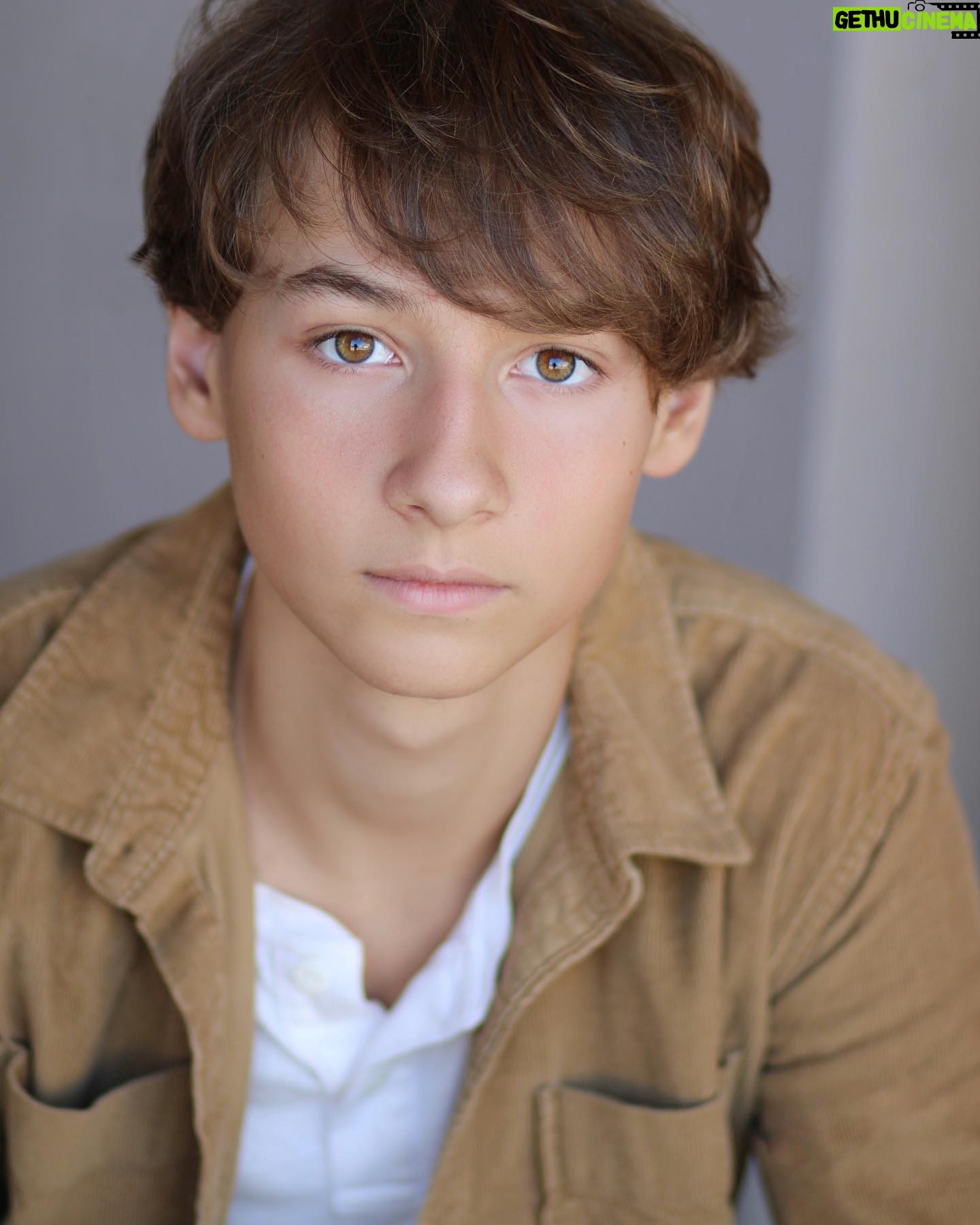 Finn Carr - 5.8K Likes - What’s up? 😎 #summer #sunday #actor #headshot