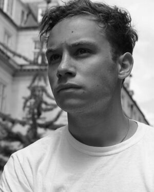 Finn Cole Instagram - 📷 @hipolitomarta