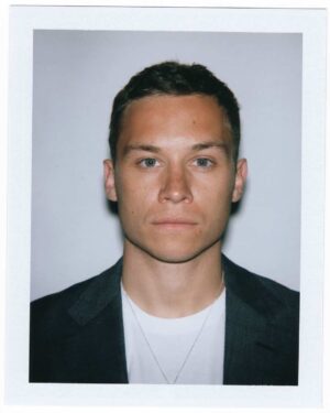 Finn Cole Instagram - Dreamland at @tribeca @alfreddunhill check it out!