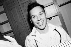 Finn Cole Instagram - Tb to last month 📷 @danbillinghurst