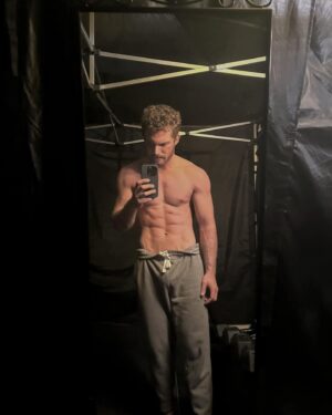 Finn Jones Instagram - @bev.ratcliff