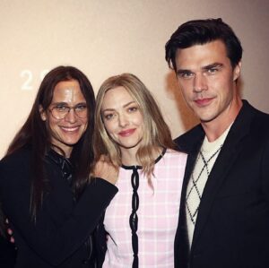 Finn Wittrock Instagram - We had an amazing screening of @amouthfulofair last night. Amanda said it best so I will let her words speak for the experience. Go see A Mouthful of Air in Theaters October 29! @mingey @amy_koppelman @sonypictures 
“Last night we screened @amouthfulofair for the first time. It’s taken years to get this movie made but the enigmatic and inexhaustible @amy_koppelman brought us all the way up and through. This story is too real for too many people and I hope it forces the conversation further and helps mothers suffering from #postpartumdepression engage with their doctors and find support. Giving birth is traumatic to begin with and all mothers deserve better than what’s accessible.”