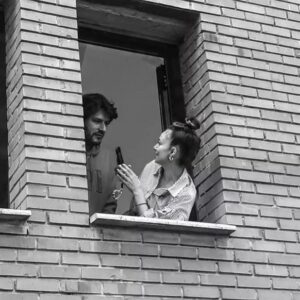 Fırat Albayram Instagram - Yıl 1967 Manhattan da küçük bir dairede yaşıyoruz
