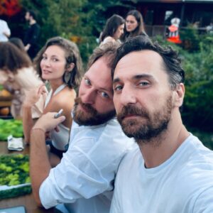 Firat Celik Instagram - @ecedizdar @alicanyucesoy 🎈❣️