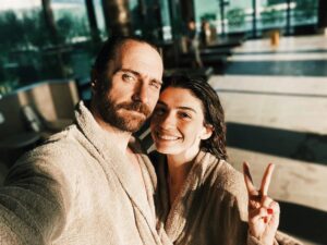Firat Celik Instagram - Saklı'ya geri sayımın heyecanıyla... #tb🌹🔥 @hazarerguclu @blutv @saklidiziblutv #selfie