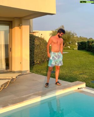 Fırat Topkorur Instagram - Resmi yaz sezonu açılmıştır, bu saatten sonra olacaklardan ben sorumlu değilim ☀️🌊⛵️